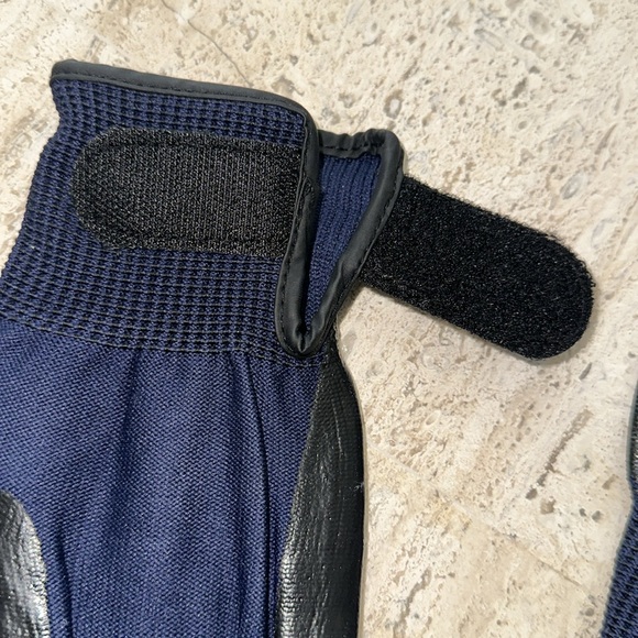 PET GROOMING GLOVES Dogs, cats, short/long fur or other pets ONE SIZE FITS MOST - Picture 6 of 11